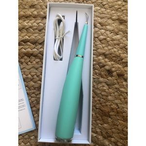 Ultrasonic dental cleaner